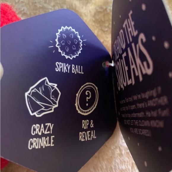 NEW BARKBOX "THE LAST LAUGH BUNDLE" & INCLDS 2 PC CLOWN W/BONUS TOY & BLOODY AXE - Picture 8 of 10